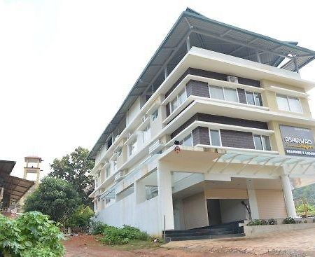 Ashirwad Comforts Hotel Kalasa Exterior foto