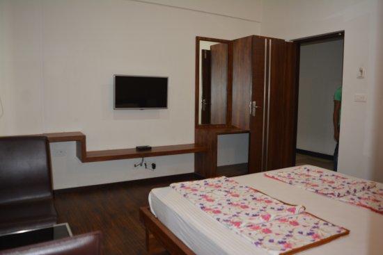 Ashirwad Comforts Hotel Kalasa Exterior foto